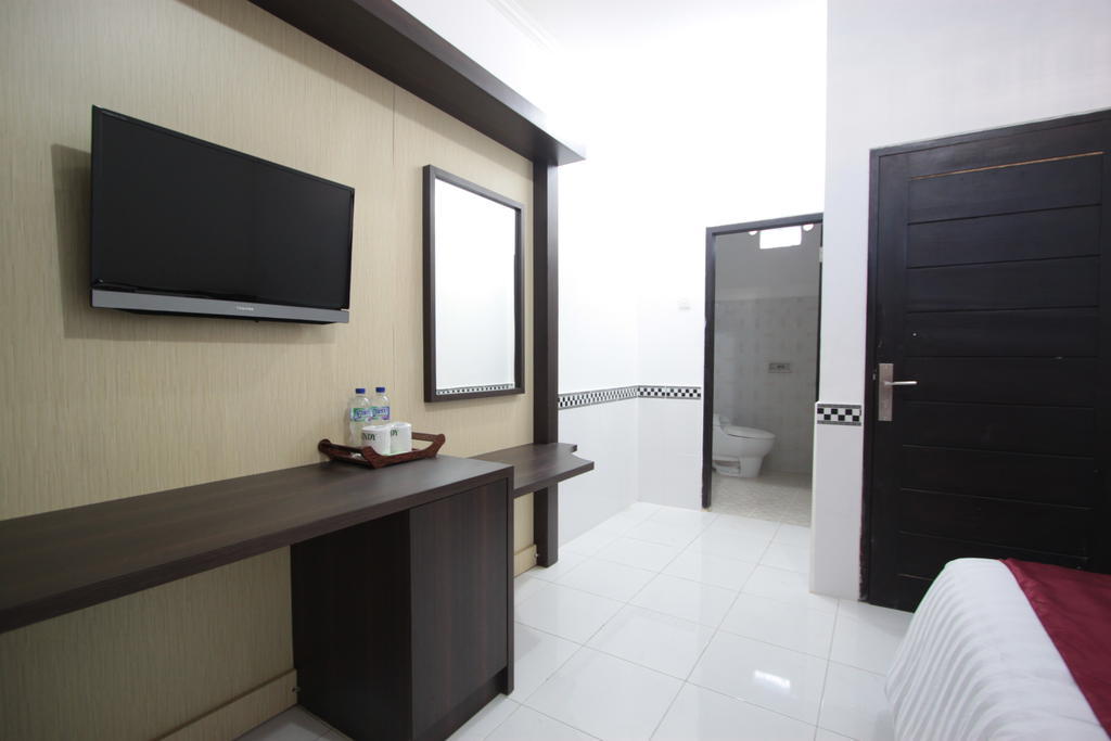 Bakung Sunset Hotel Kuta Lombok Exterior foto